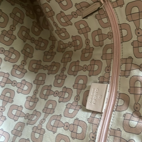 Authentic Gucci Abbey Tote - Picture 6 of 14